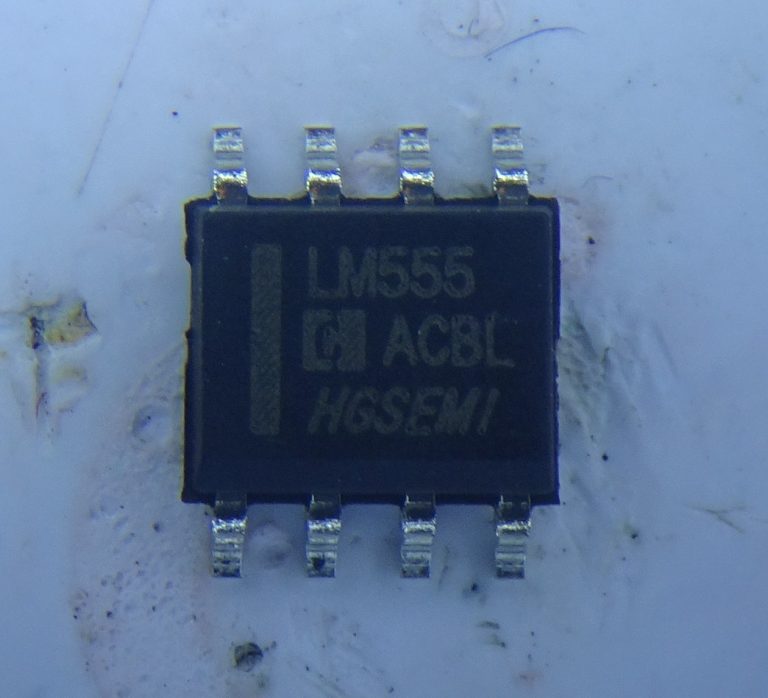 The 555 timer | Tiny Transistors