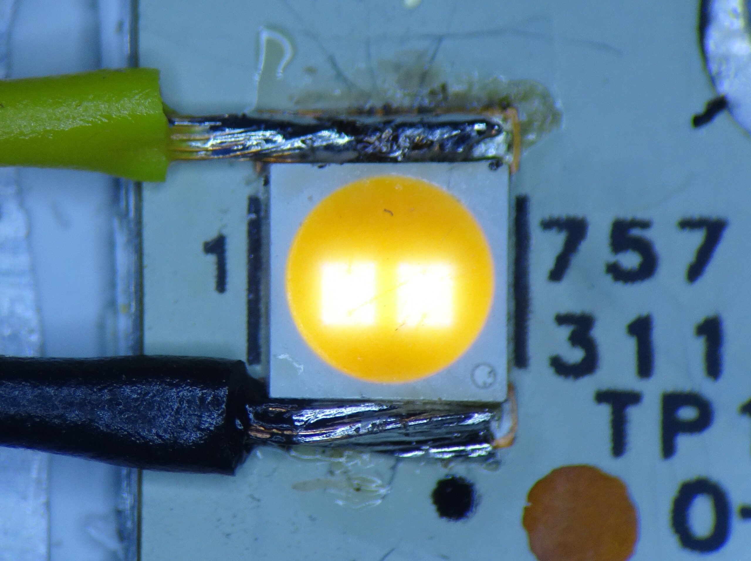 Zaailing Zaailing nood Philips LED Bulb | Tiny Transistors